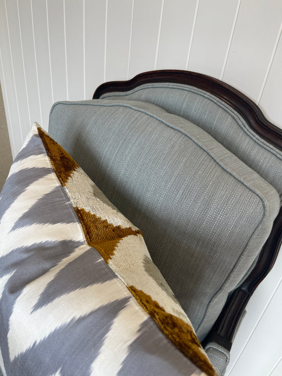 Mod Geo Gold Cushion