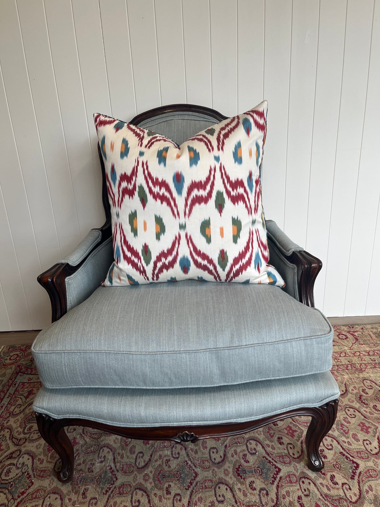 Mod Motif Velvet Cushion