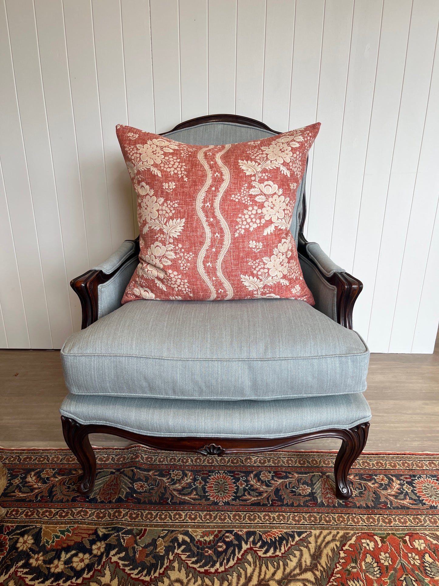 Trellis & Garland Cushion