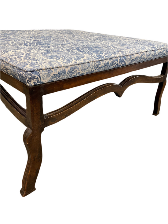 Oak framed with cupids bow detail Ottoman