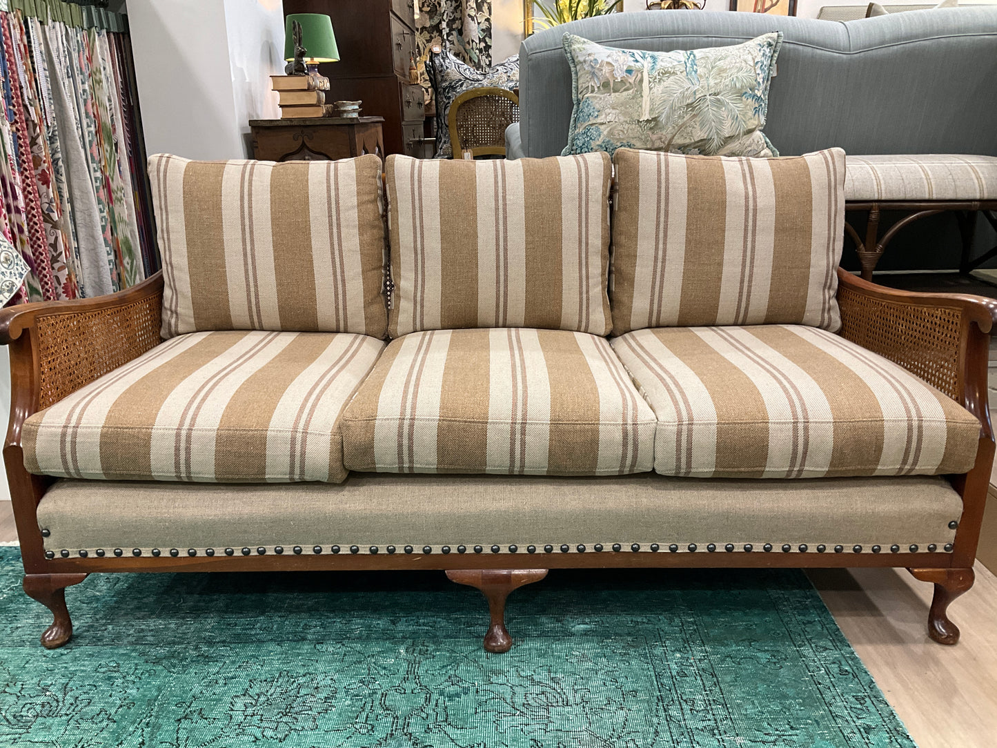 Bergere Sofa