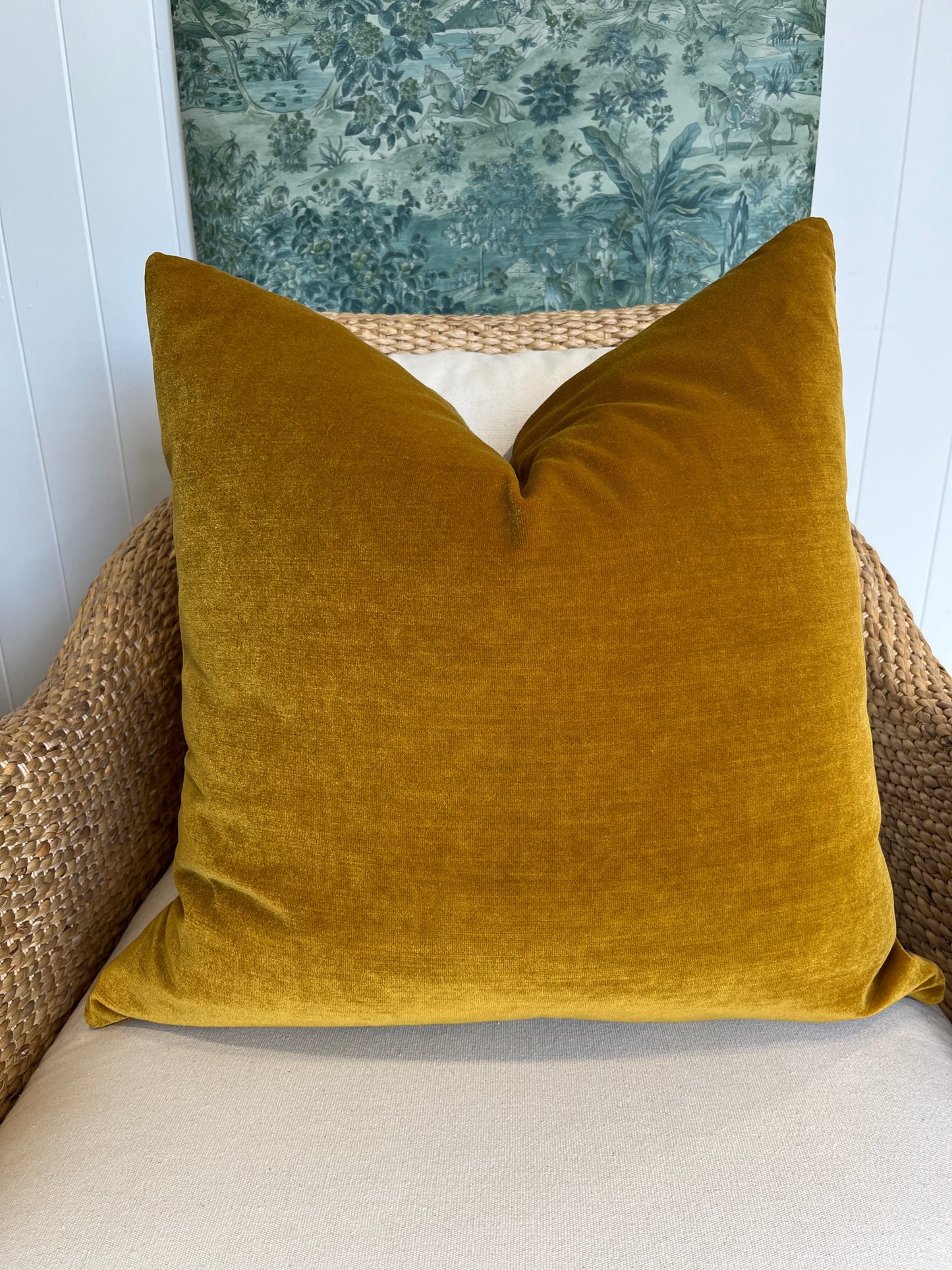 Geometric Cushion
