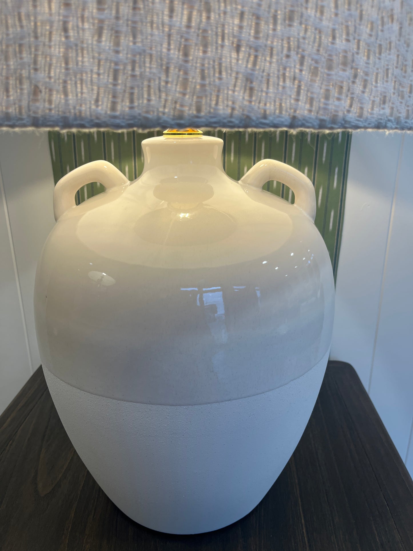 Lug Lamp Base