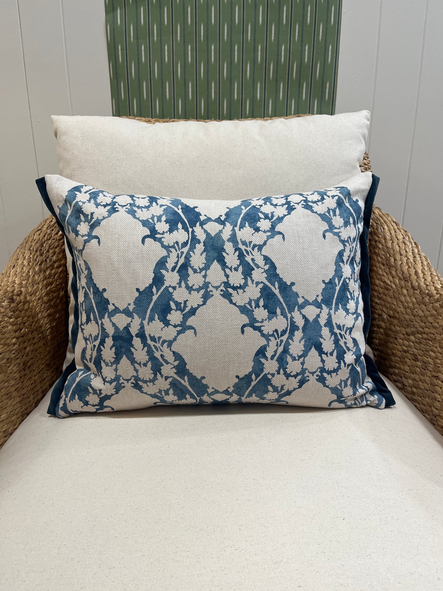 Trellis Cushion