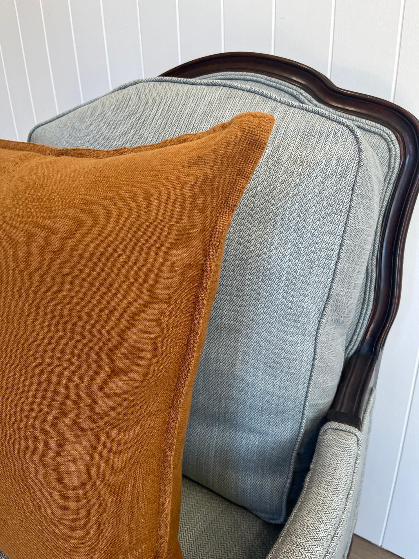 Como Tobacco Linen Cushion