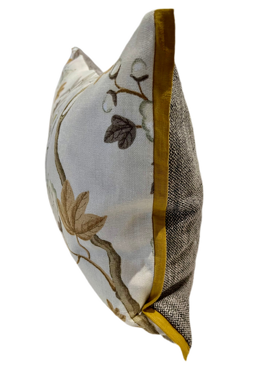 Oriental Parrot Bolster