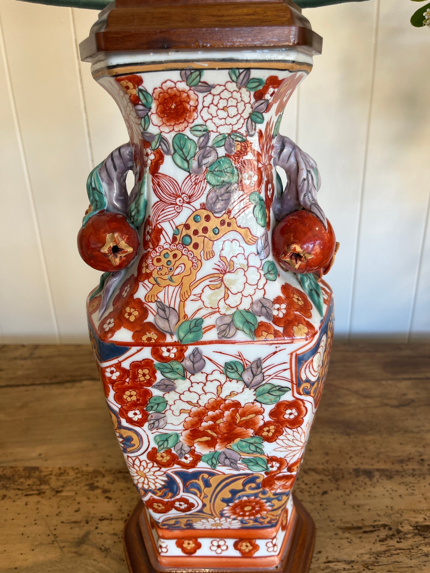 Antique Chinese Pomegranate Handle Oriental Table Lamp