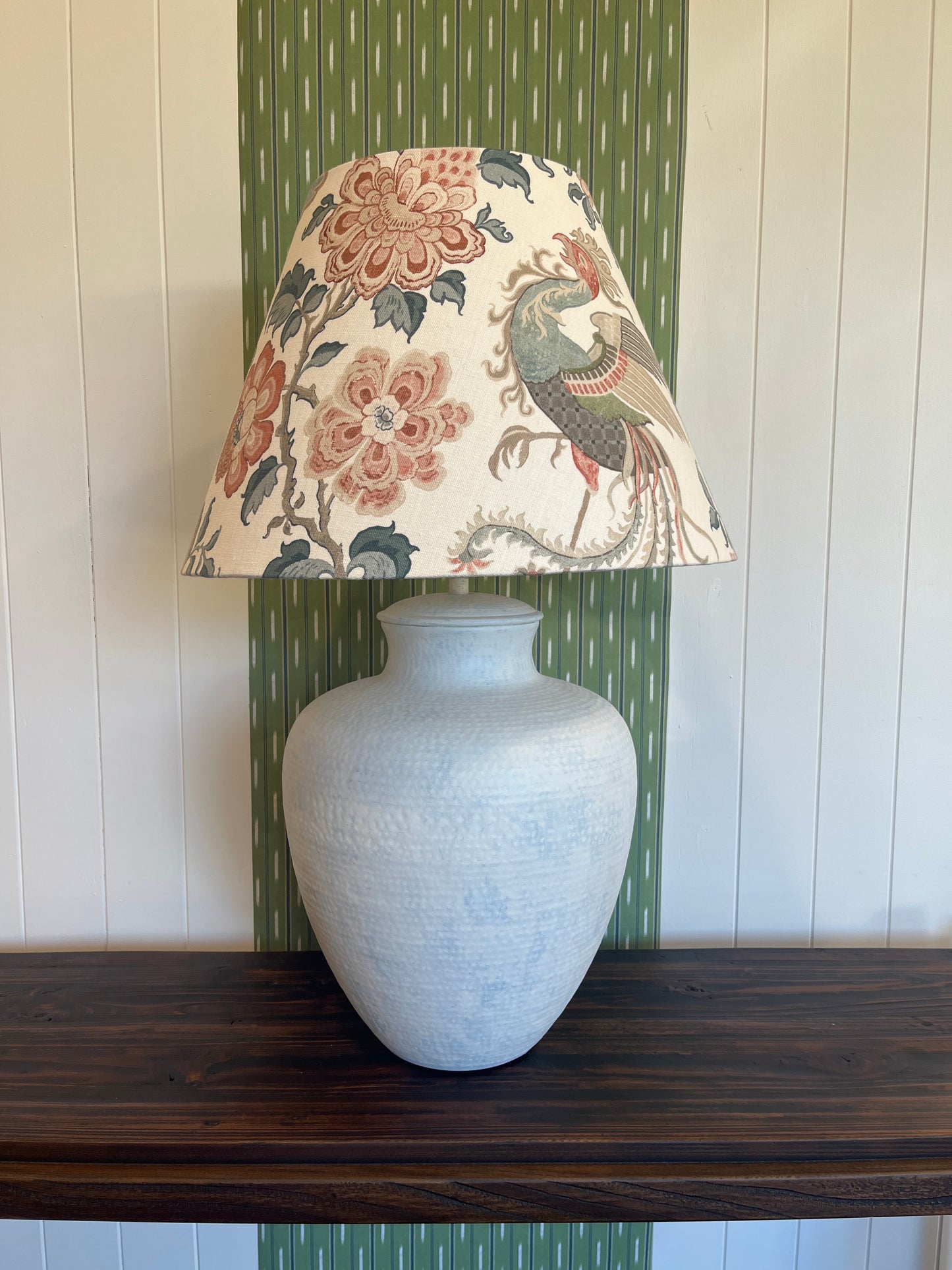 Cream Metal Lampbase
