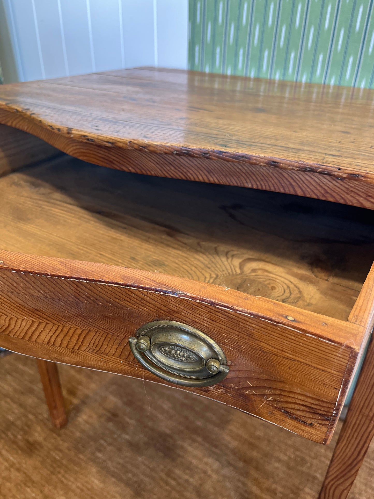 Serpentine front Occasional Table