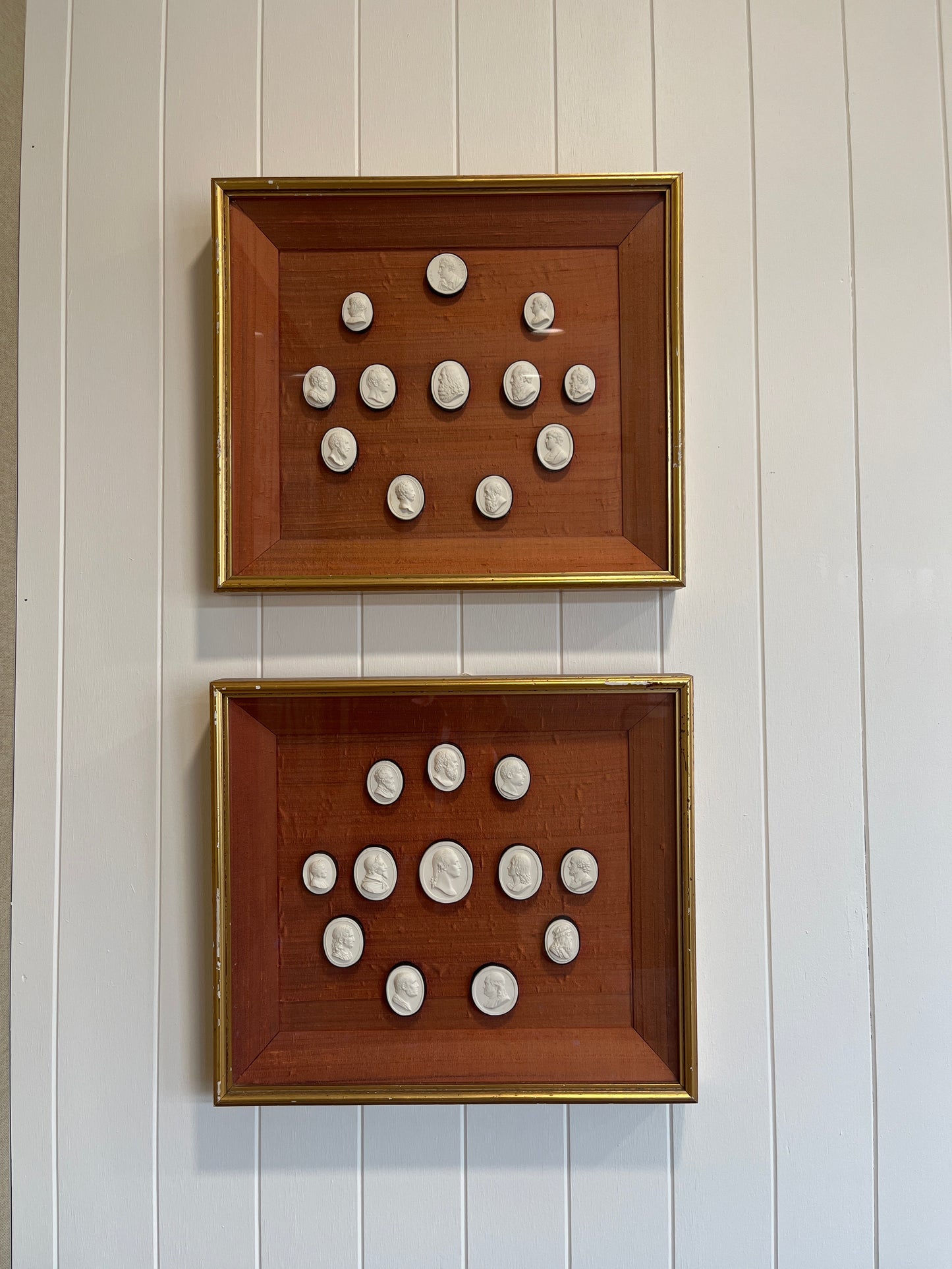 Pair of framed grand tour Intiligos