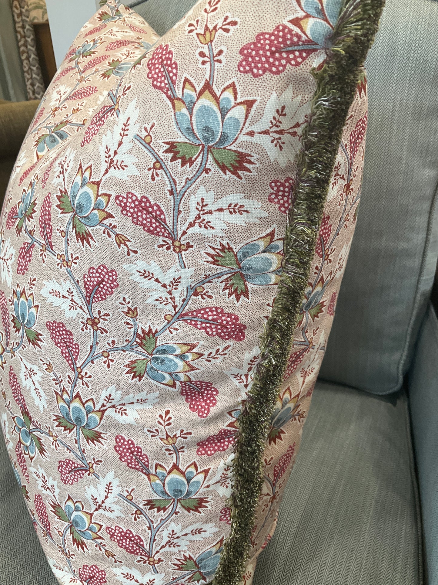 Dallimore Cushion