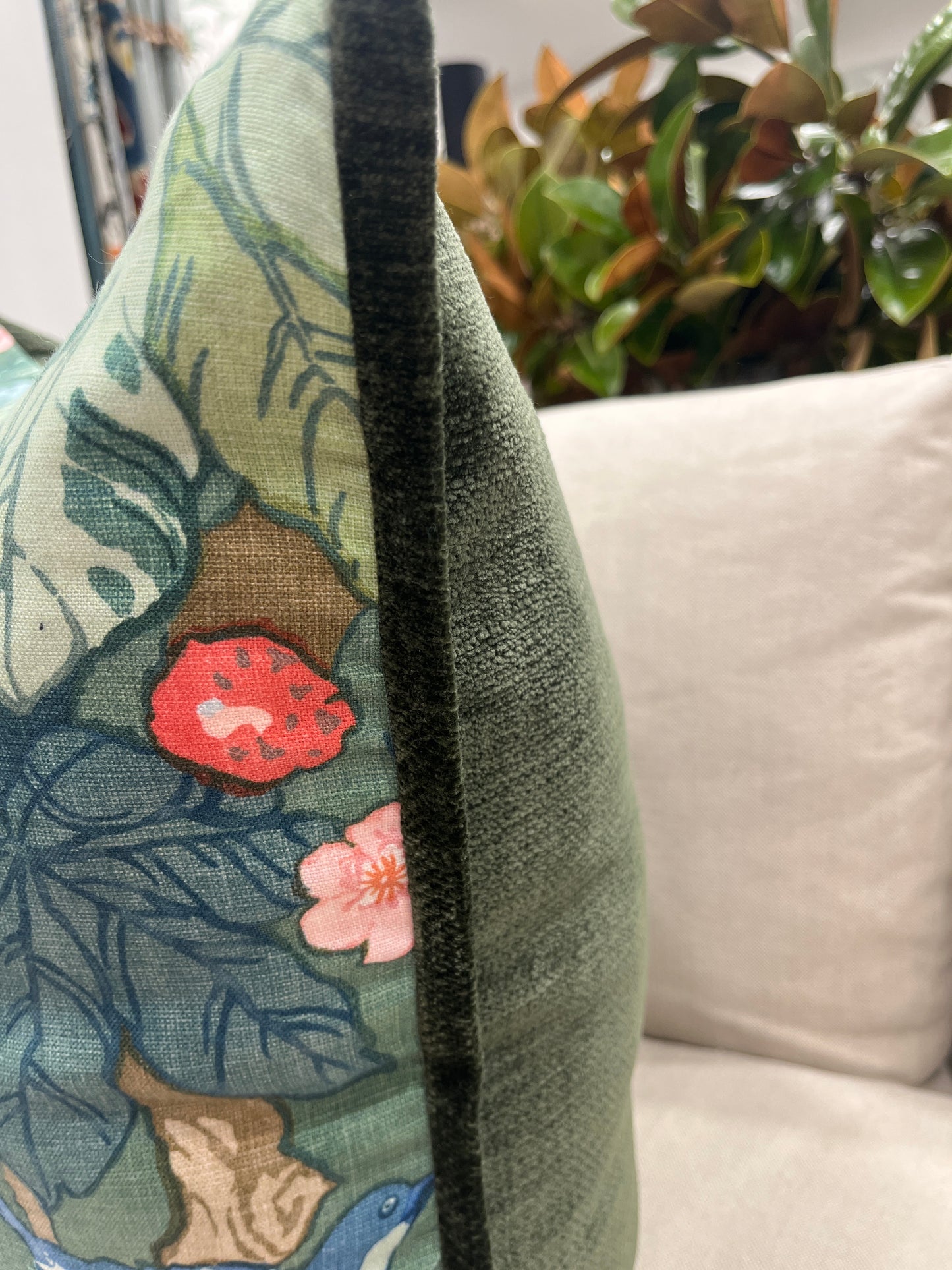 Miji Cushion