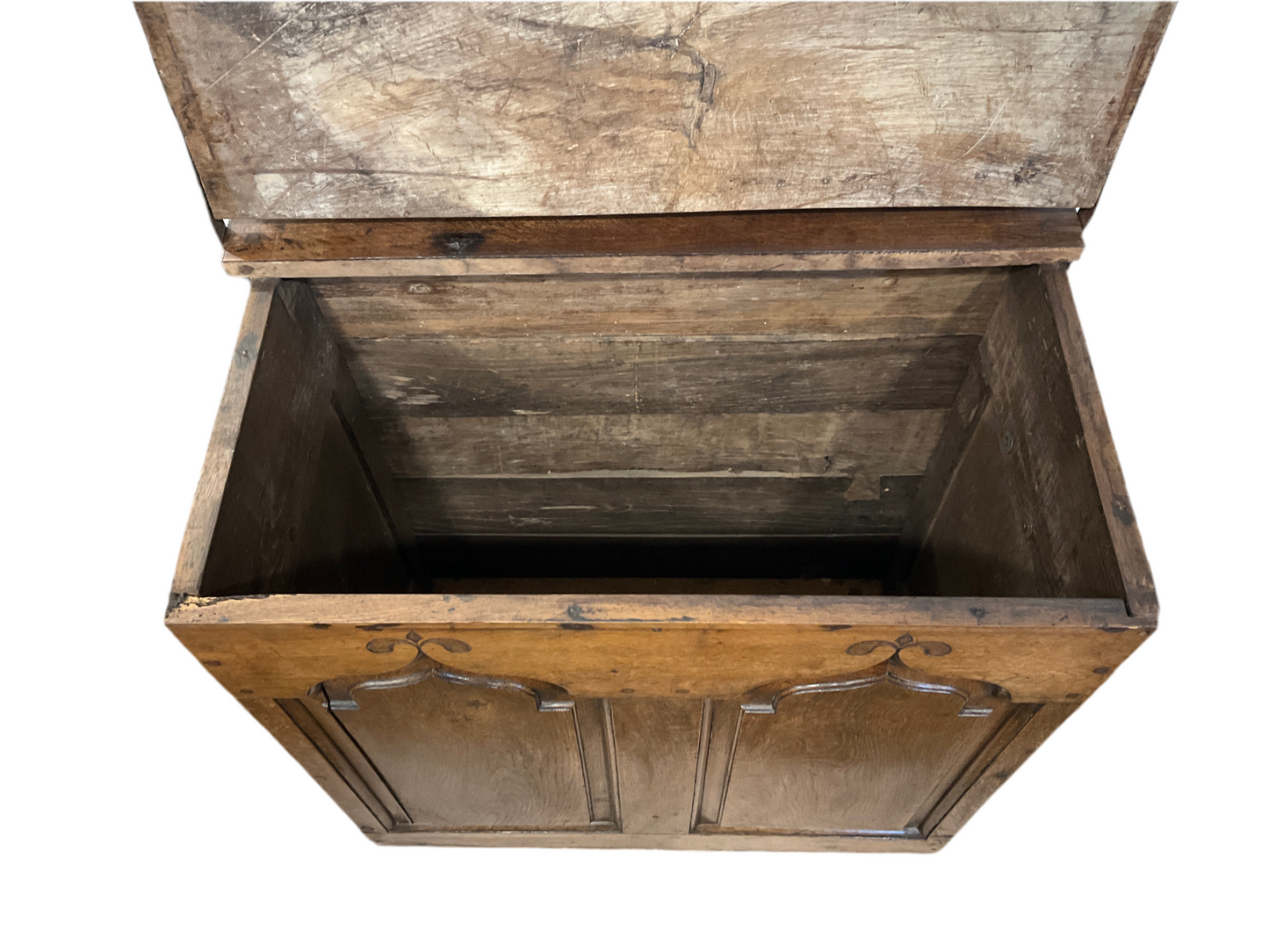 Early 20th Century Oak Gothic panelled storage box