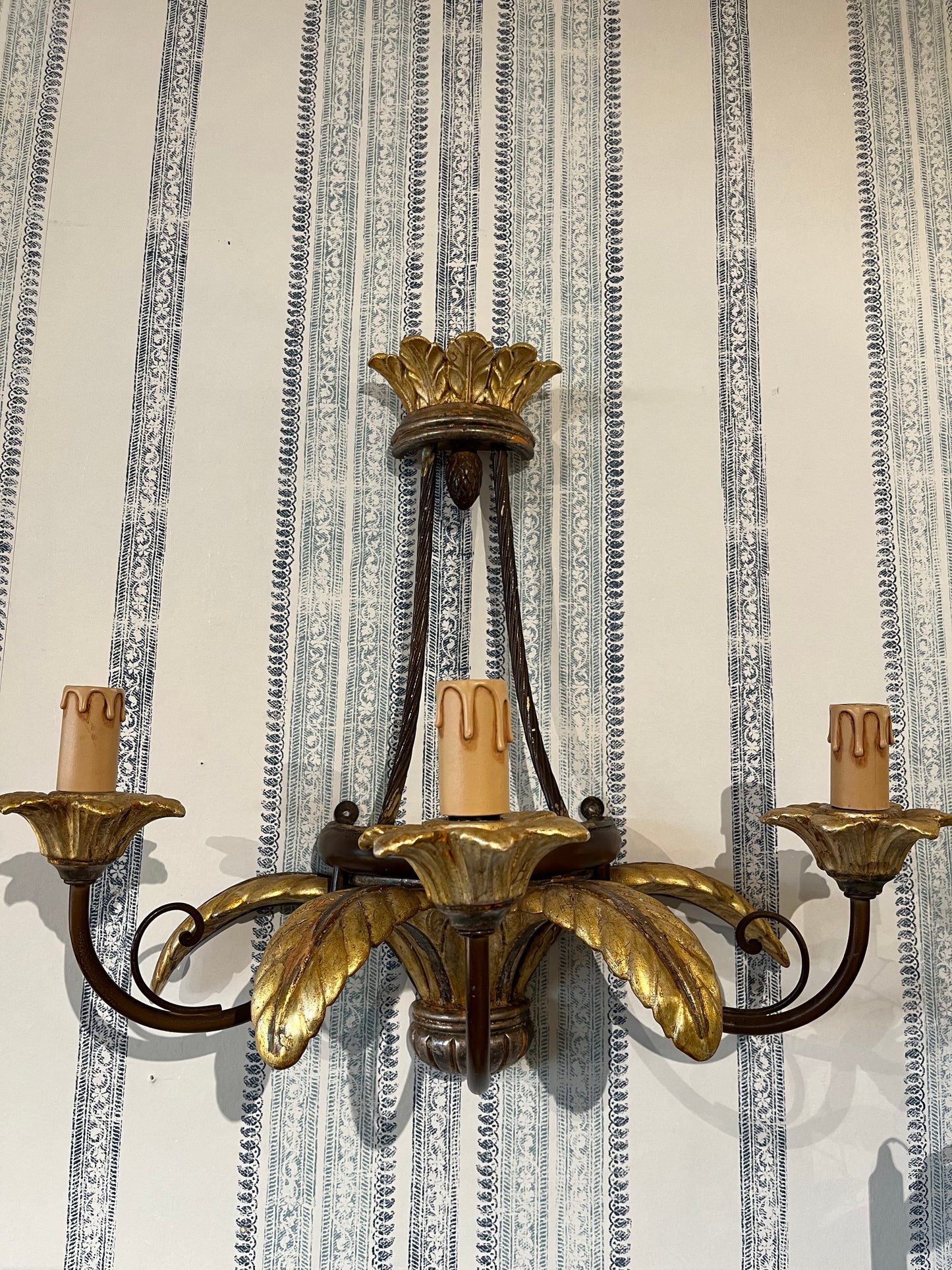 Florentine Gilt Wall Sconce